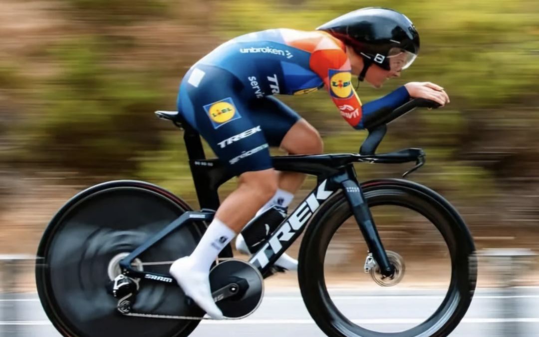 Elite cycling skills demonstrated through calm, controlled time trial racing